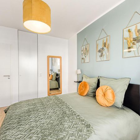 Massy Serenity - 64M2, Terrace, Balcony, Parking Esterno foto
